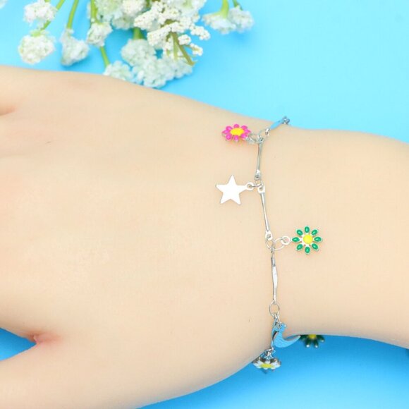 Chic & Stylish Bracelet – A Thoughtful Gift for Women and Girls, DYC1005 - Picture 2 of 7